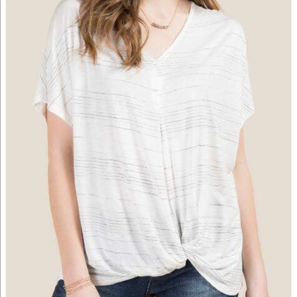 Twist front top